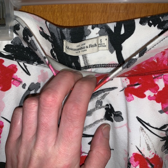 Flower mini skirt - Picture 2 of 2